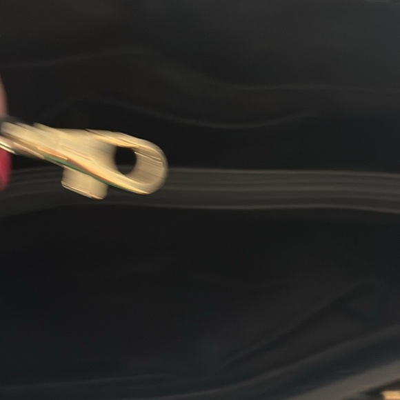 Jet Set Travel Large Saffiano Leather Tote Bag - Picture 10 of 13